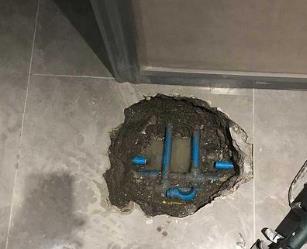郑州中原区阳台漏水维修公司分享下暖气管道漏水的原因有哪些
